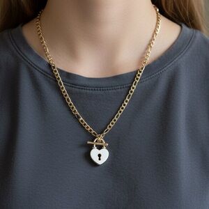 NWT Gold Heart Lock Chain Necklace